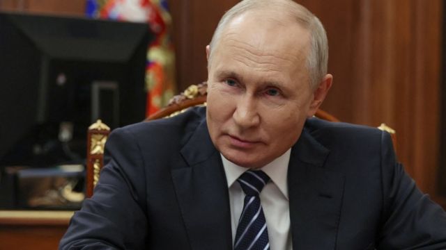 普京在莫斯科克里姆林宫内会见地方官员（28/8/2023）