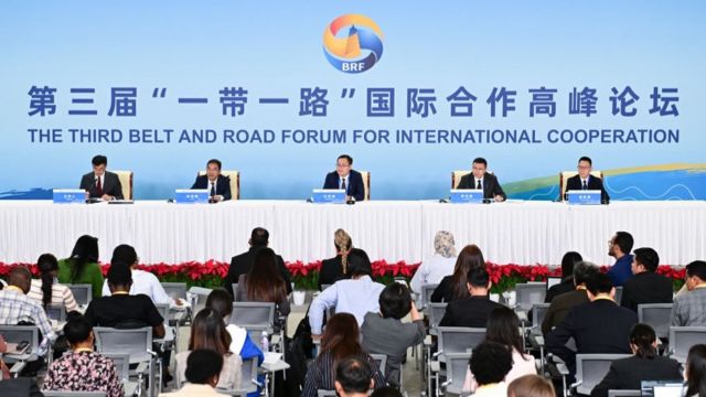 中国尚未披露来访的国家元首和政府首脑的数量。