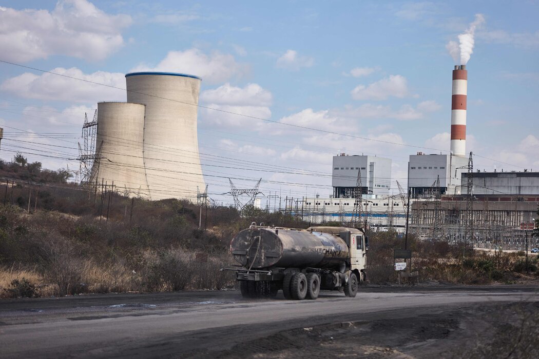 津巴布韦万基新建的中资火电厂。在“一带一路”实施之初，中国是发展中国家火电厂项目的主要国际贷款方和建设方。