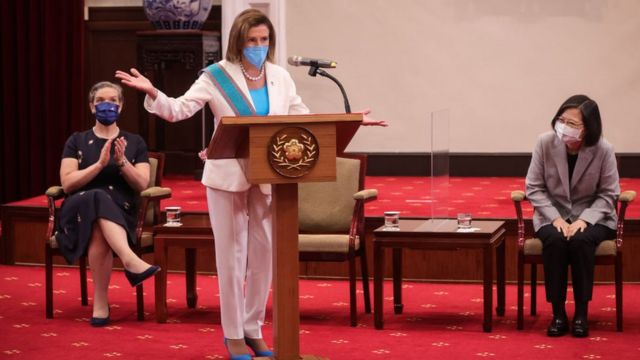 美国众议院议长佩洛西